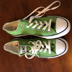 Converse Chuck Taylor All Stars - new, never worn!